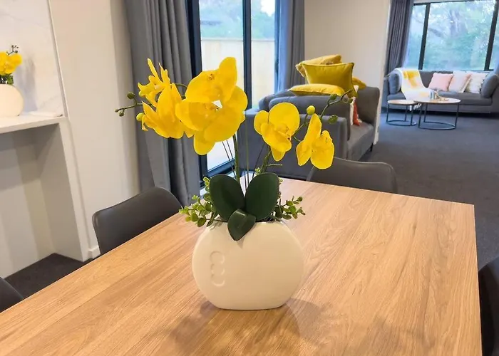 別荘 Sunshine Brand New 4 Bedroom House