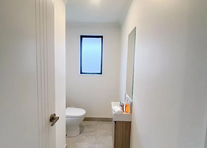 Sunshine Brand New 4 Bedroom House 別荘
